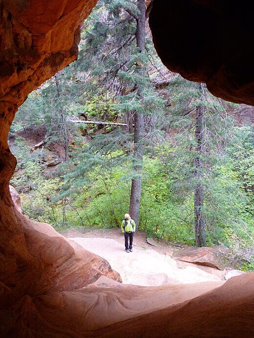 Hiking the West Rim Trail