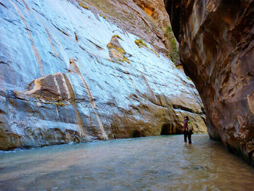 Hiking the Zion Narrows