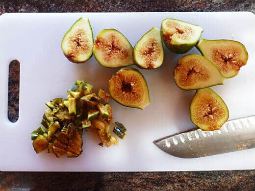 Destem and coarsely chop figs