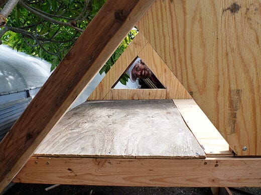 Erecting walls from plywood
