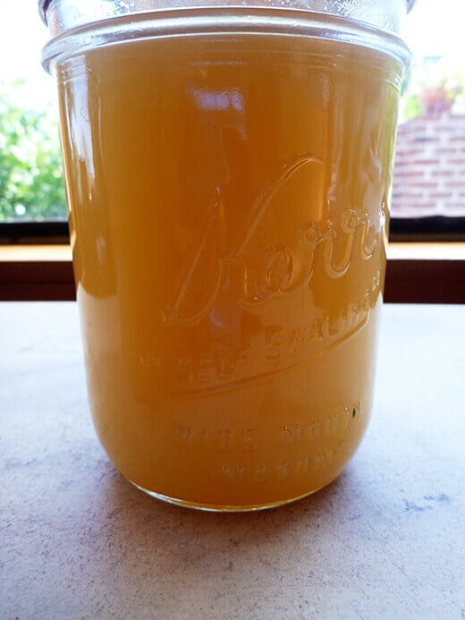 Grapefruit-rosemary jelly