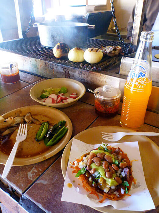 Grub at El Leñador