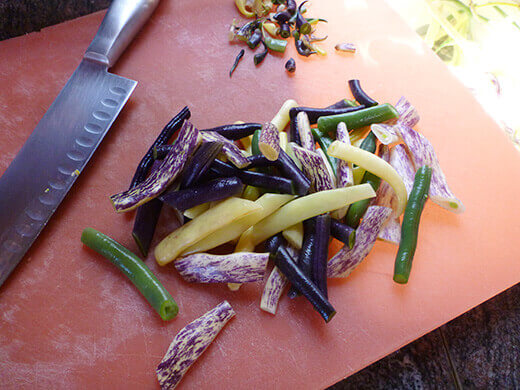 Trim off ends and cut into bite-sized lengths