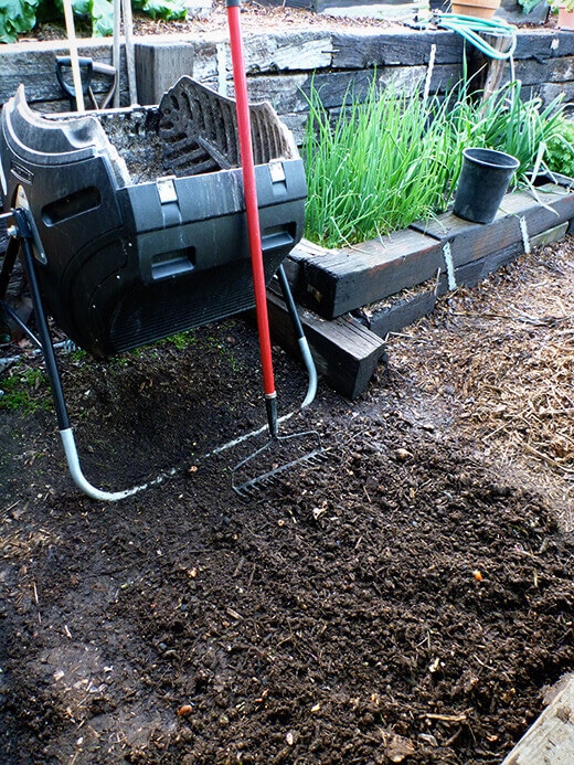 Unsifted compost