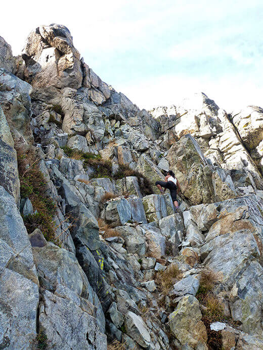 Climbing up the Minarets