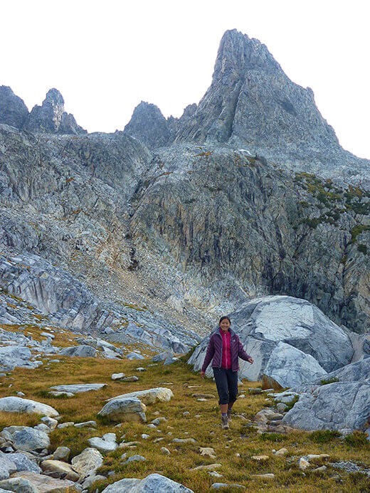 Hiking off the Minarets
