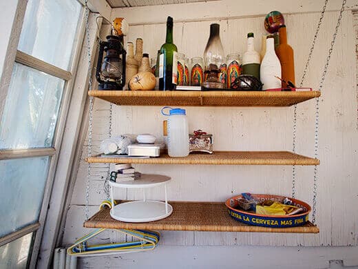New hanging shelves