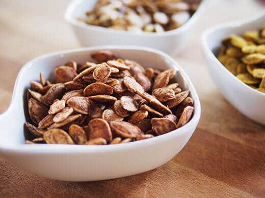 Sweet 'n spicy pumpkin seeds