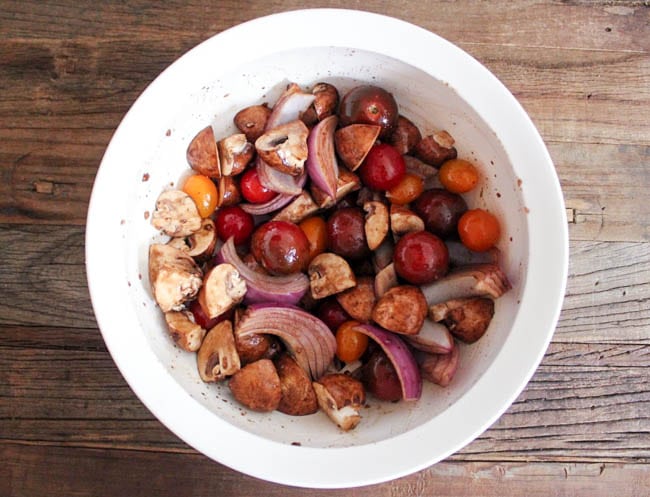 Balsamic-Roast-Chicken-With-Tomatoes-and-Mushrooms-Step-3