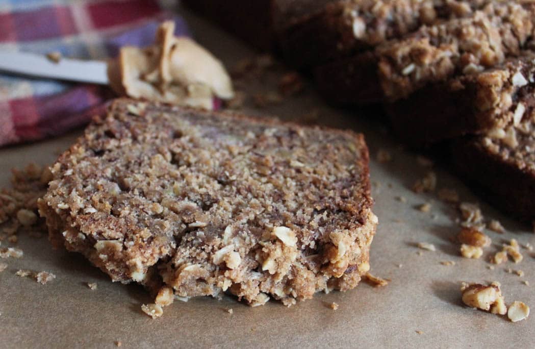 Banana-Bread-with-Walnut-Crumble-2