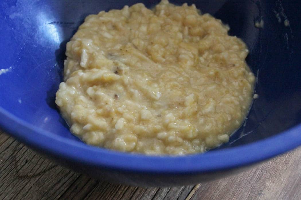 Banana-Bread-with-Walnut-Crumble-Step-4