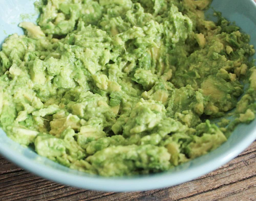 Chipotle-Mashed-Sweet-Potatoes-Stuffed-with-Superfood-Pomegranate-Pistachio-Guacamole-step-3