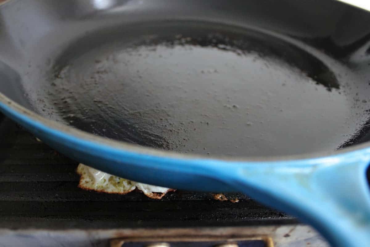 Pesto-Chicken-Flatbread-Paninis-with-Prosciutto-and-Tomatoes-step-6