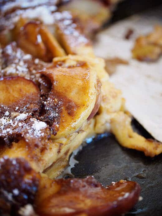 German apple pancake