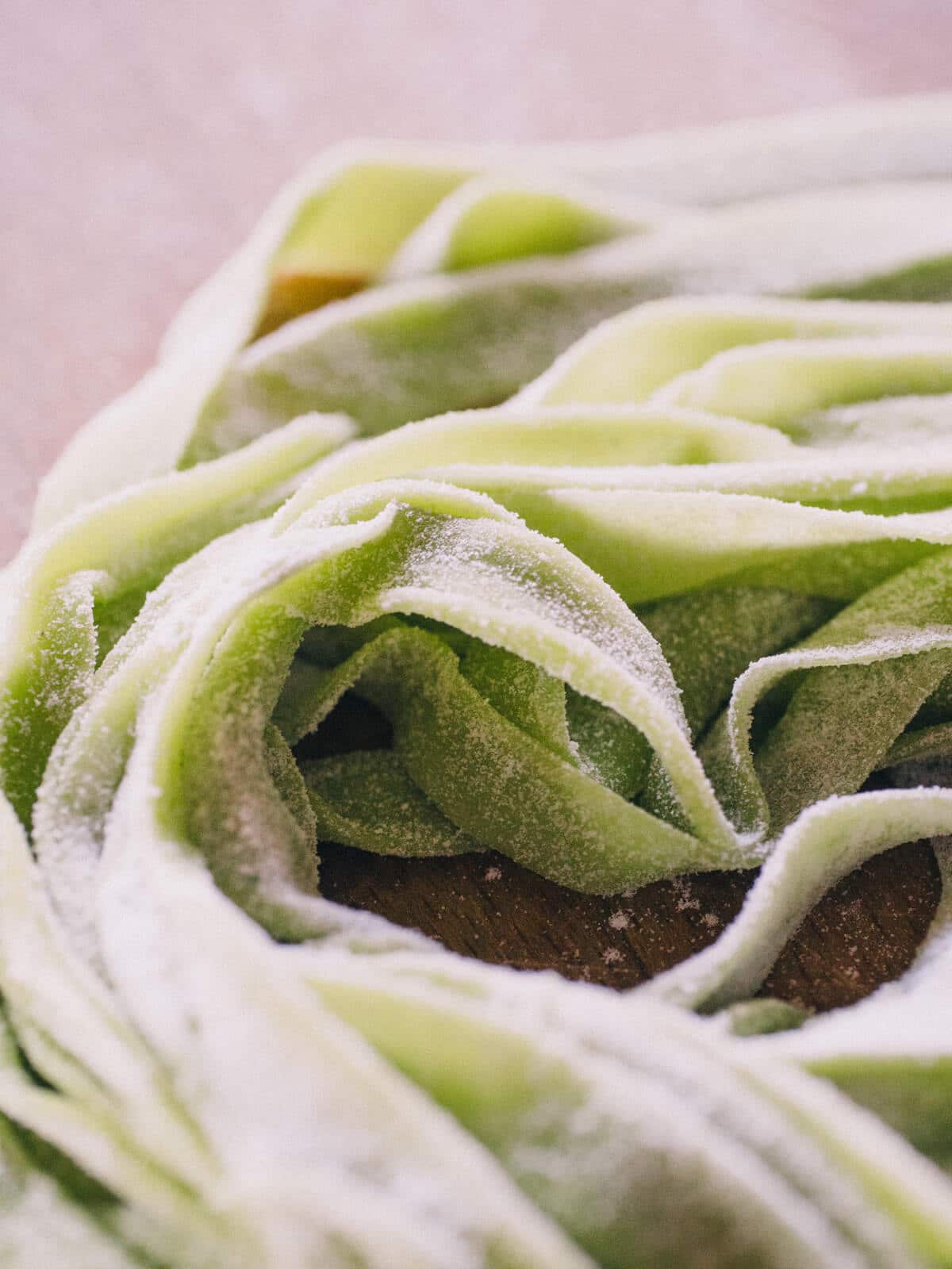 Spinach fettucine