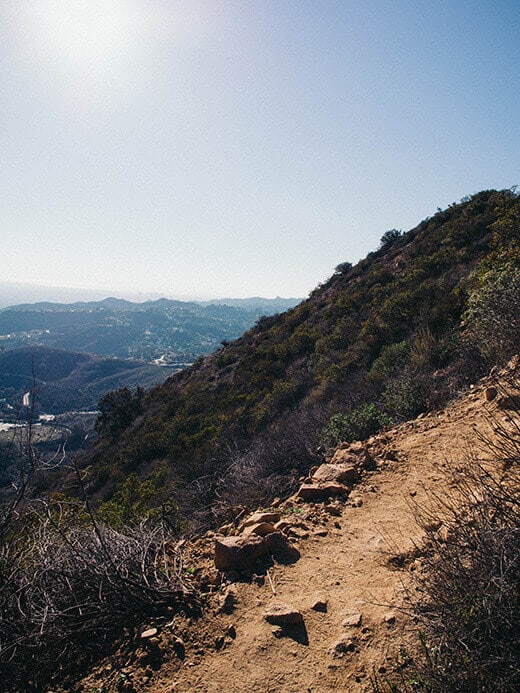 Hiking the Wonder View Trail
