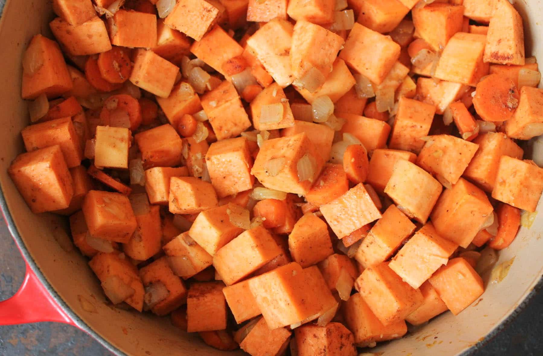 Vegan-Five-Spice-Sweet-Potato-Soup-step-3