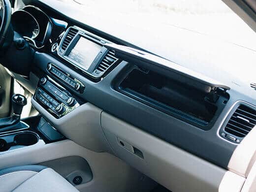 Dual glove boxes in the Kia Sedona