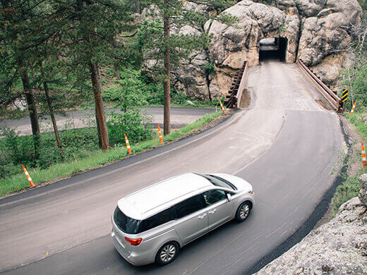 The road to Mount Rushmore