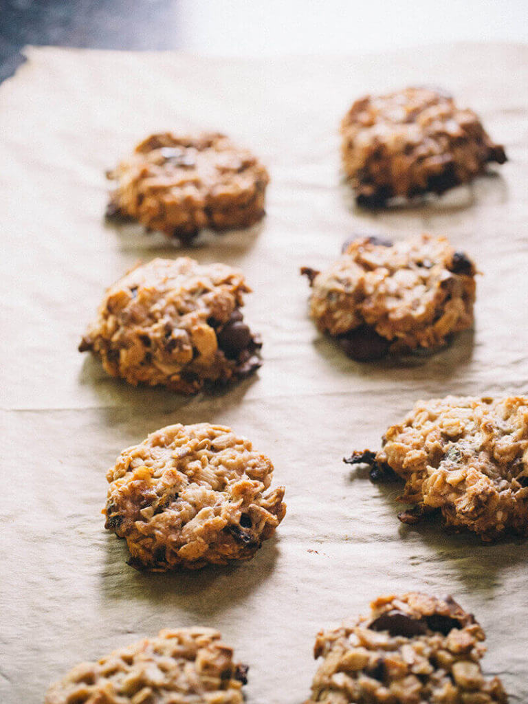 Choco banana date cookies aka breakfast in a bite