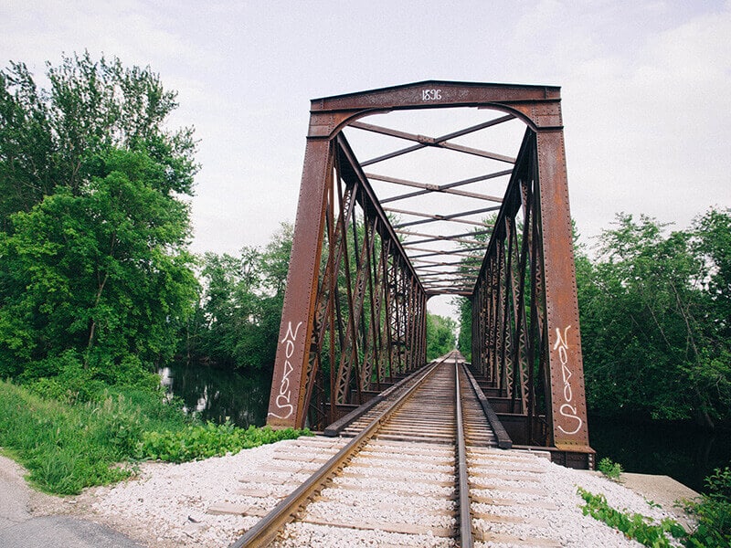 Metal bridge