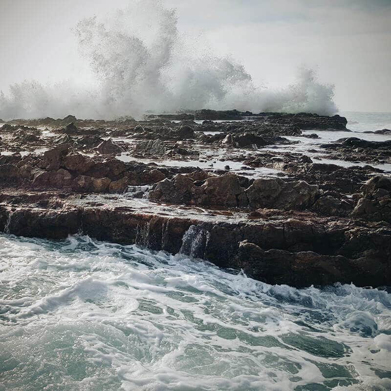 Mini cascades coming off the reef