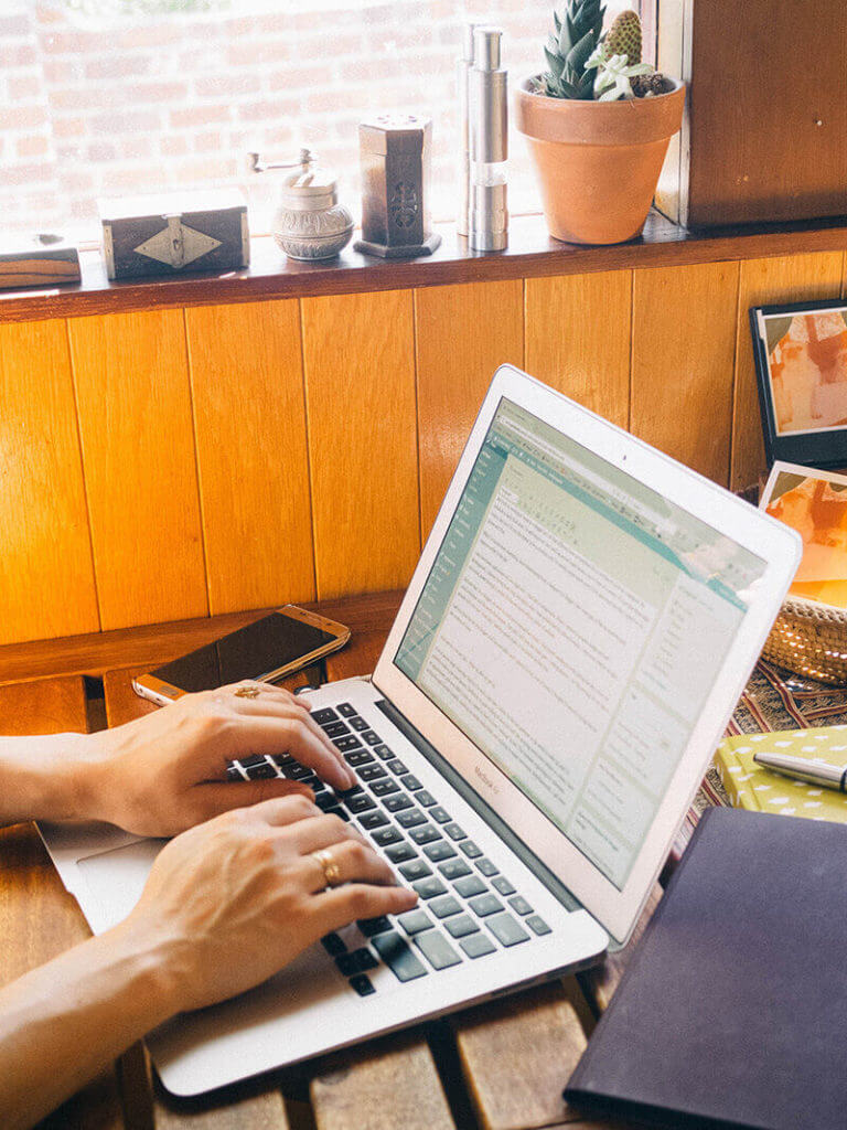 A day in the life of a work-at-home blogger