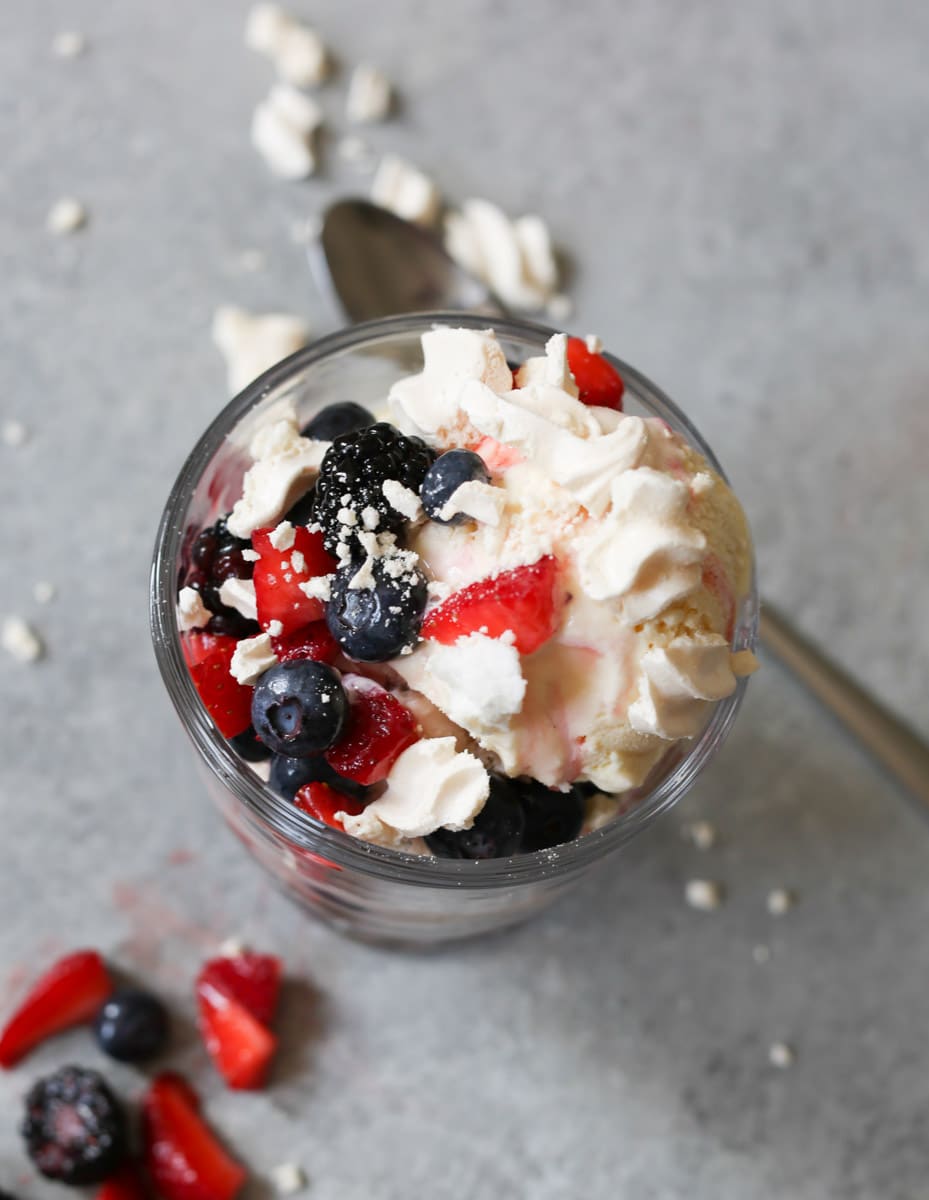 Easy-Eton-Mess-Sundaes-6