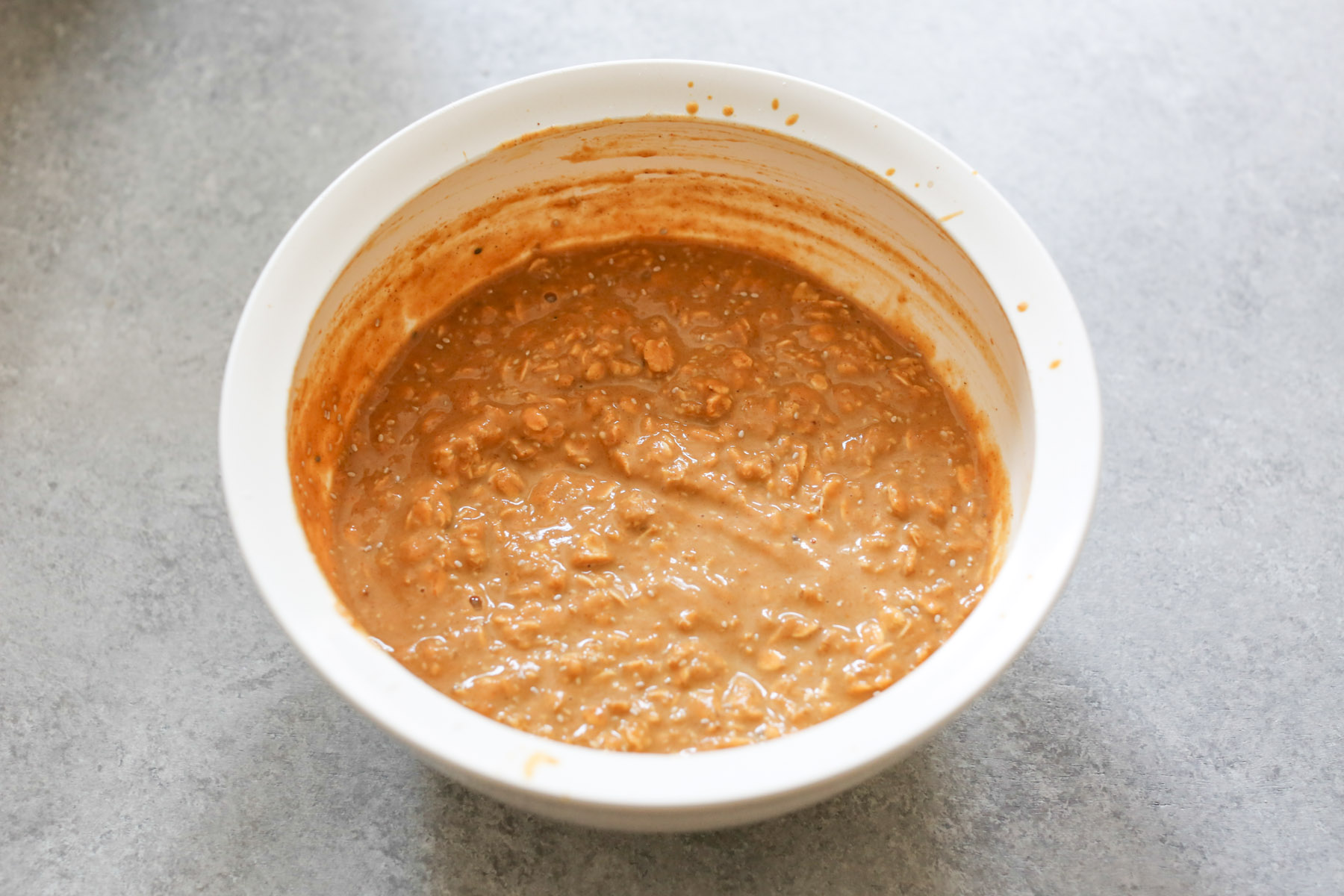 vegan-pumpkin-spice-overnight-oats-with-candied-pepitas-step-2