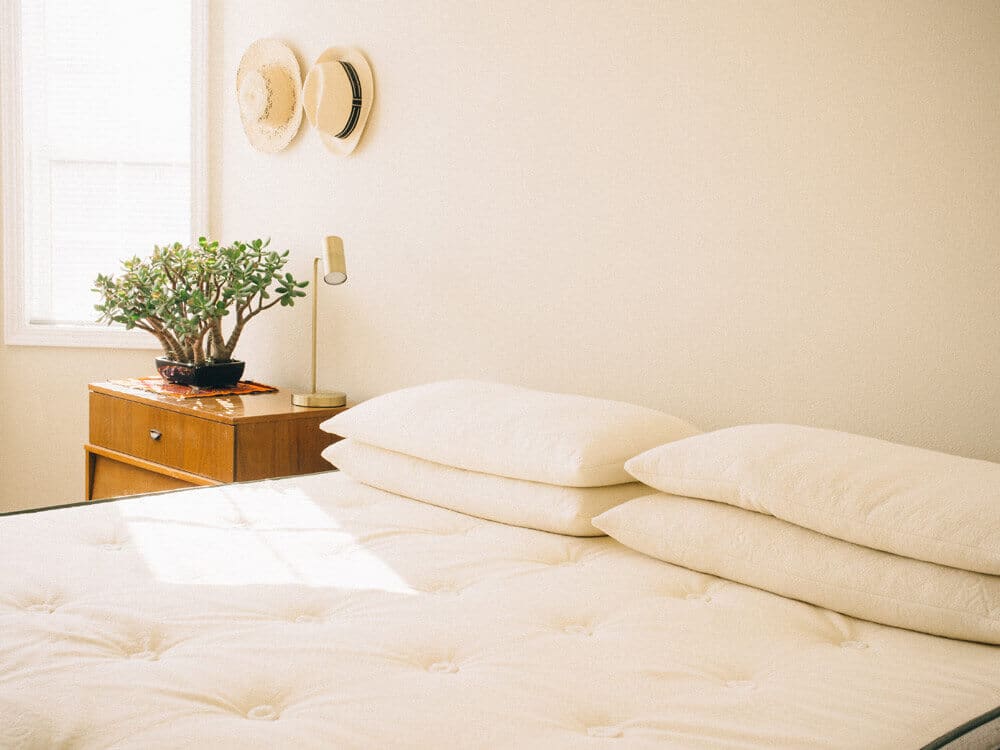 King-sized Avocado mattress and pillows
