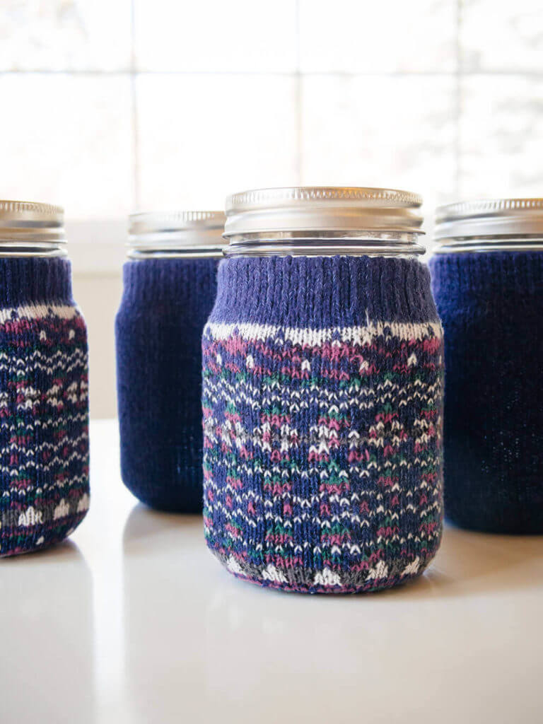 DIY mason jar koozie (plus a recipe for vanilla and bourbon mulled cider)