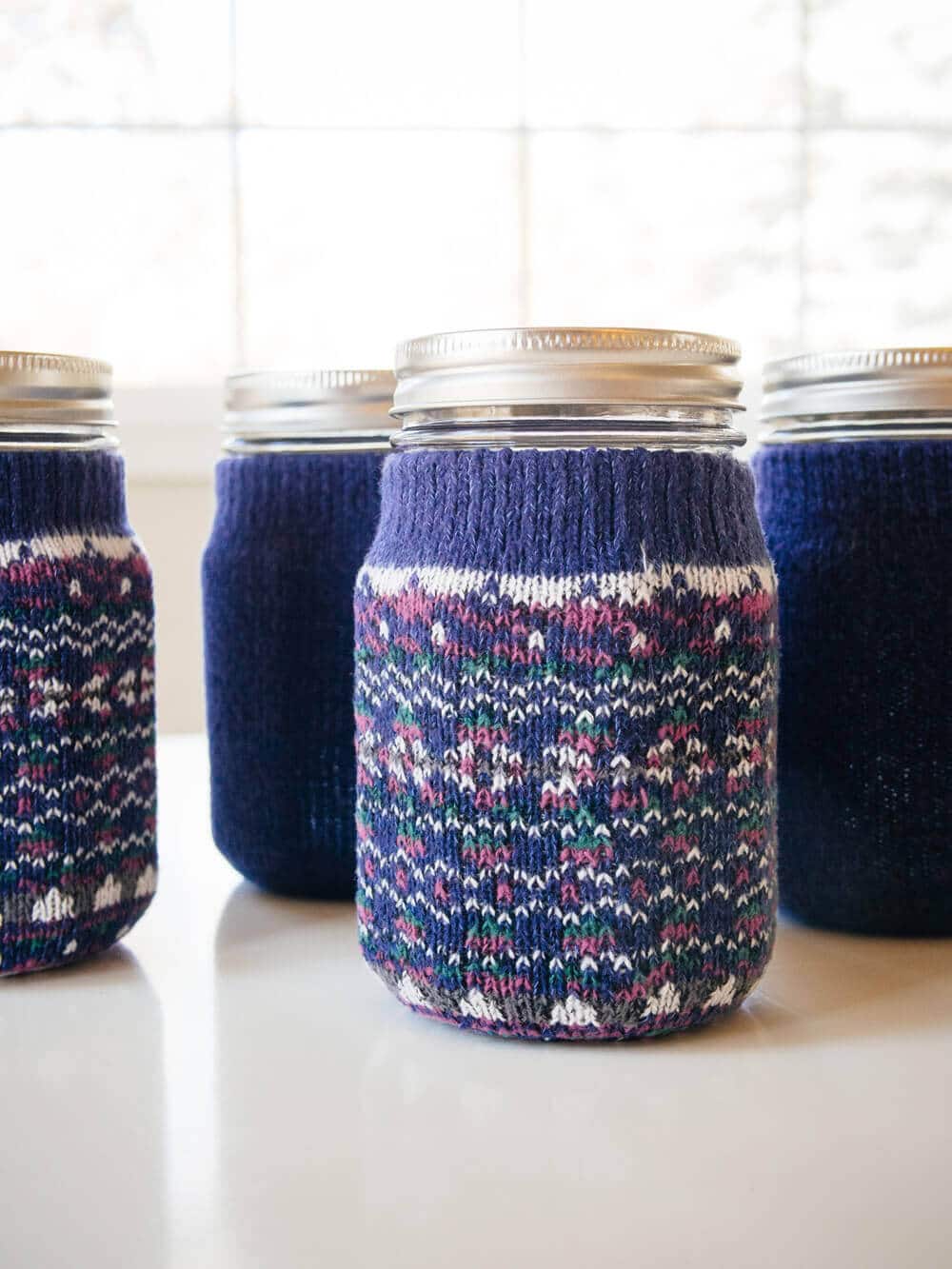 DIY mason jar koozie (plus a recipe for vanilla and bourbon mulled cider)