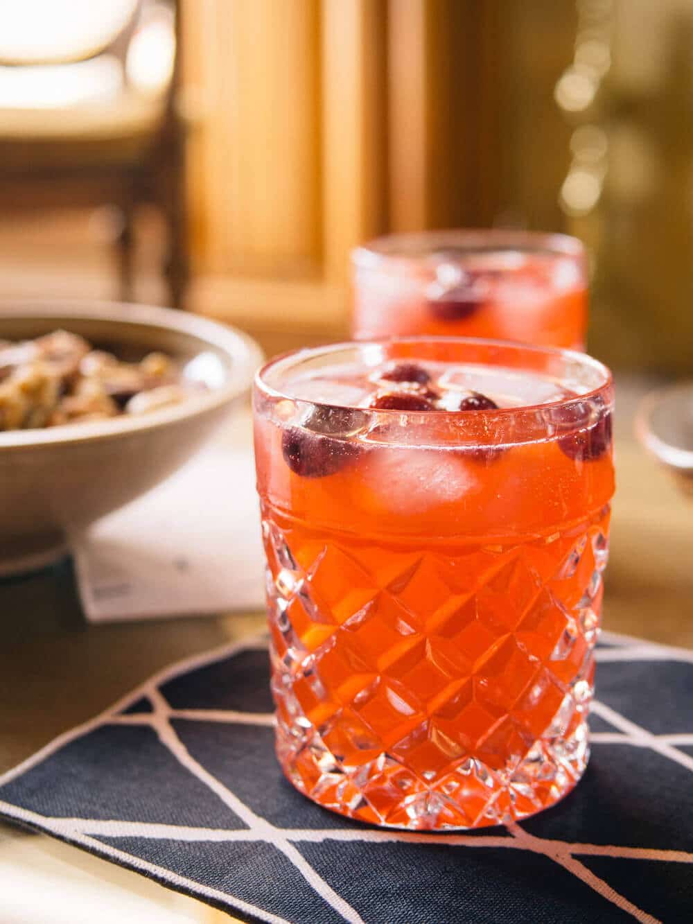 Cranberry moscow mule