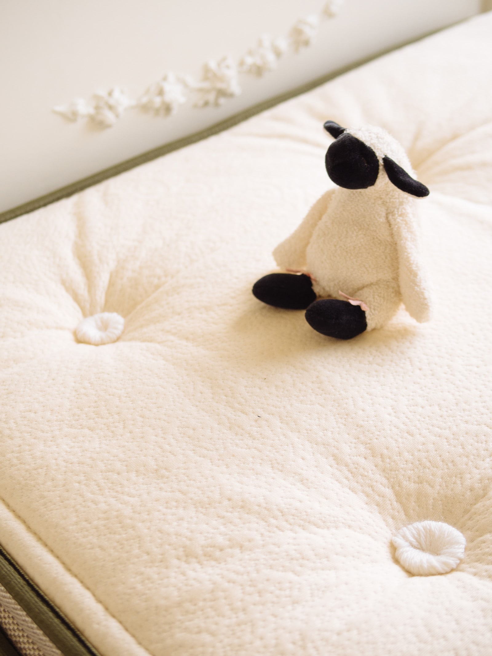 Natural mattress made with non-toxic materials