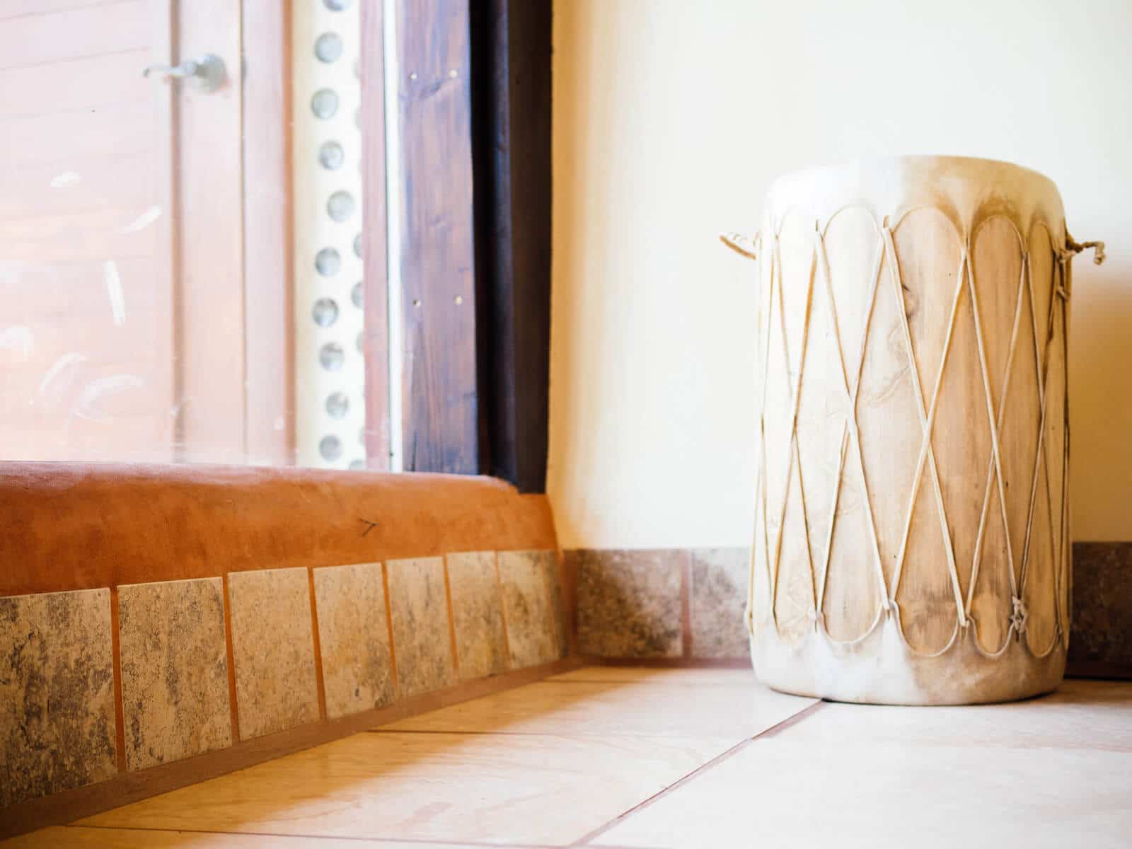 Natural handcrafted details in an Earthship house