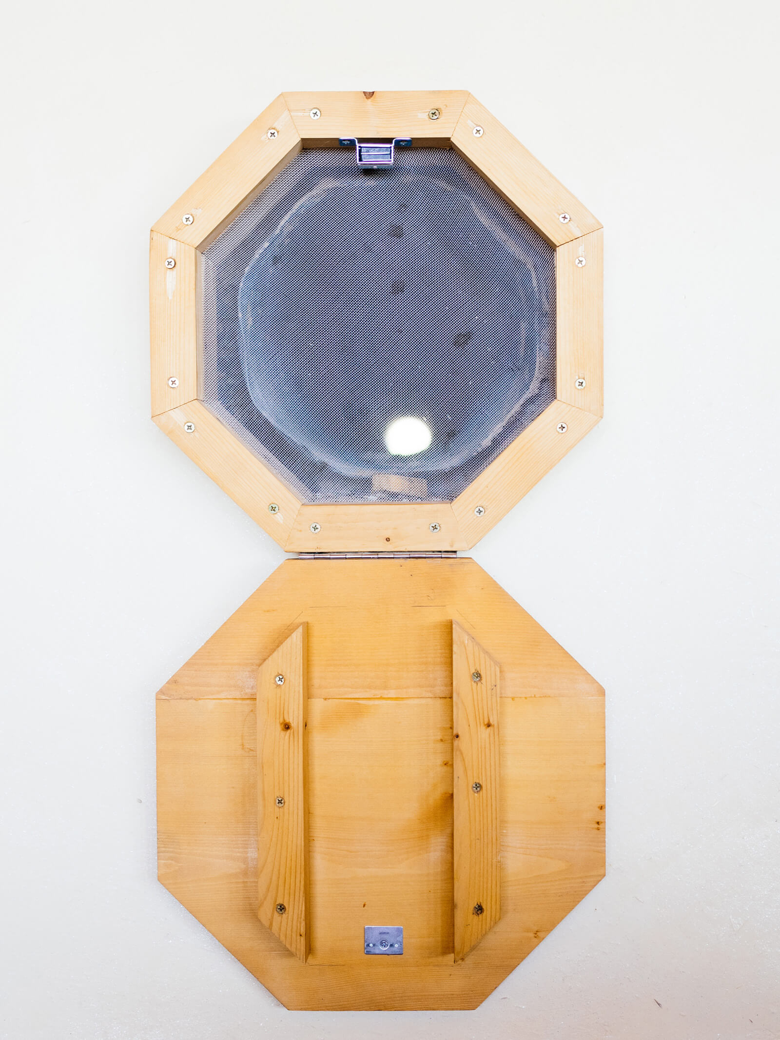 A ventilation cooling tube in an Earthship