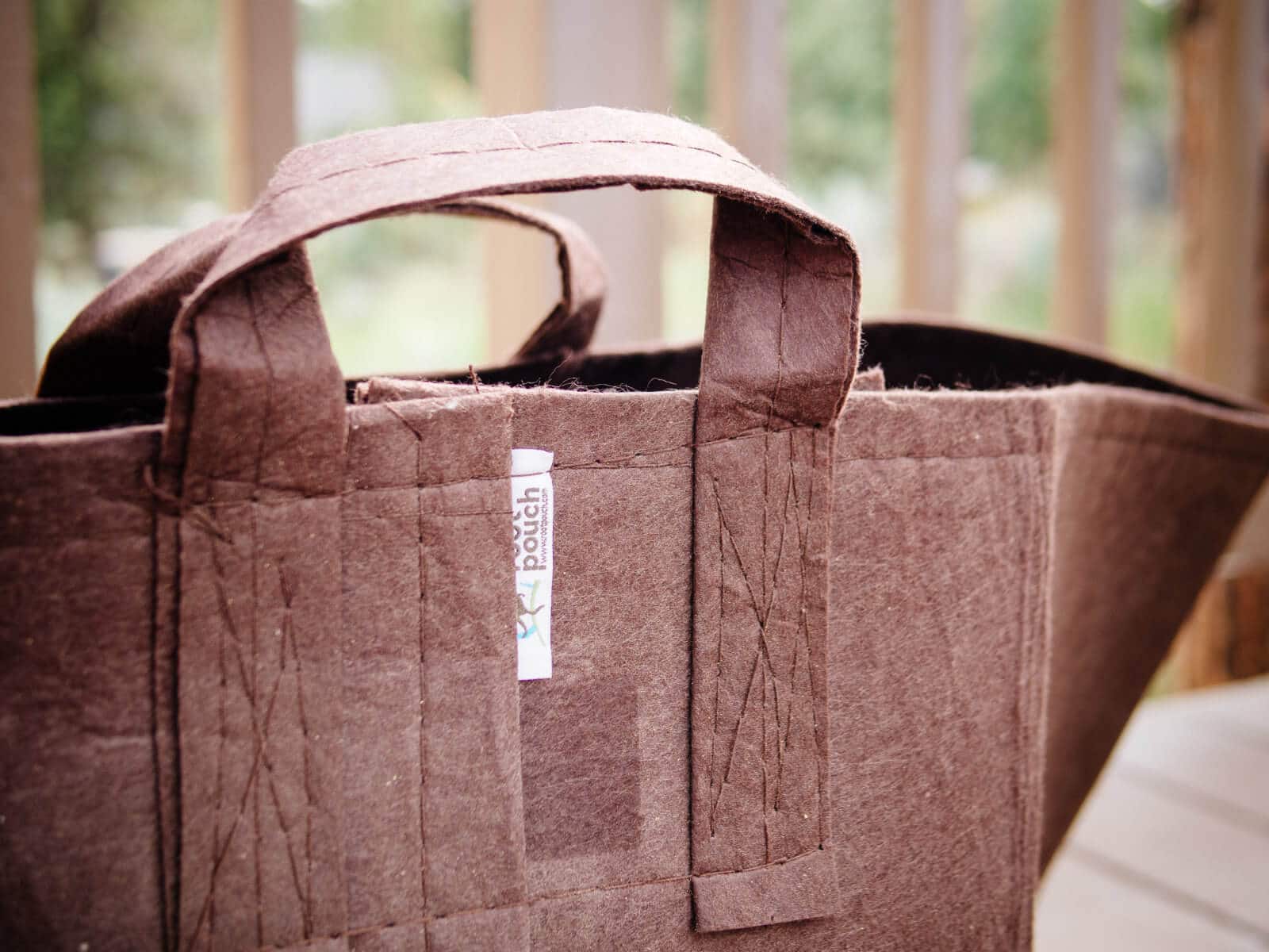 Root Pouch fabric pot for growing tomatoes in containers