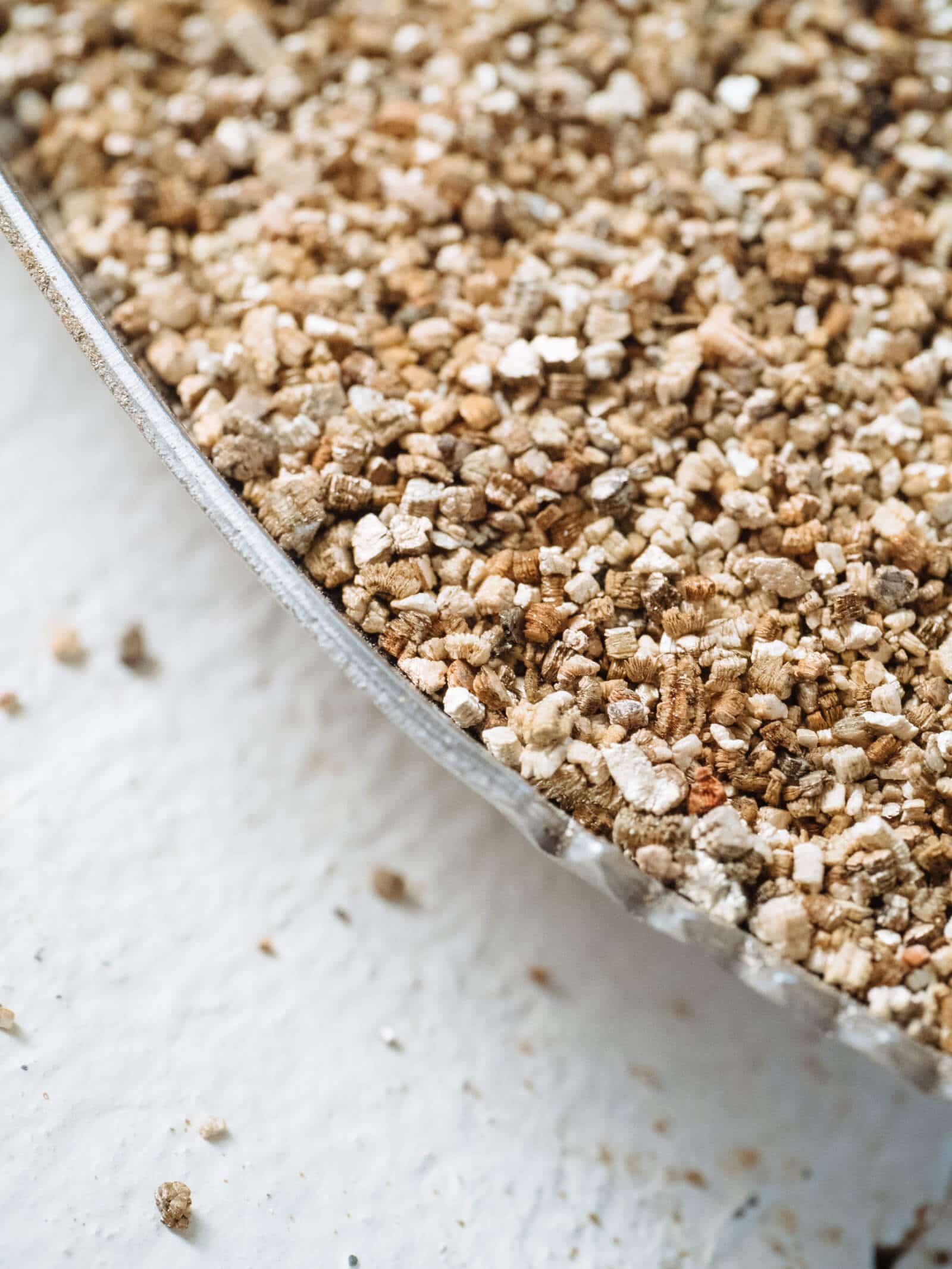 Vermiculite soil additive