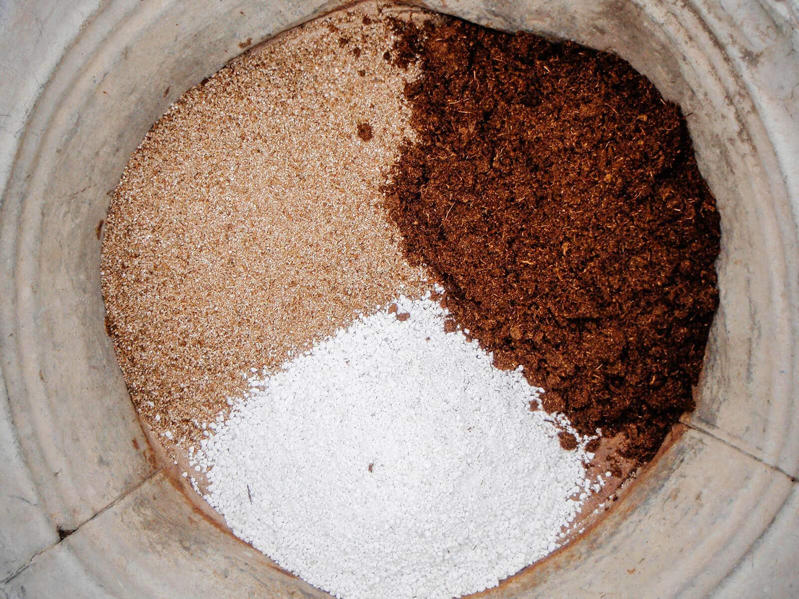 The best seed starting mix needs only three ingredients