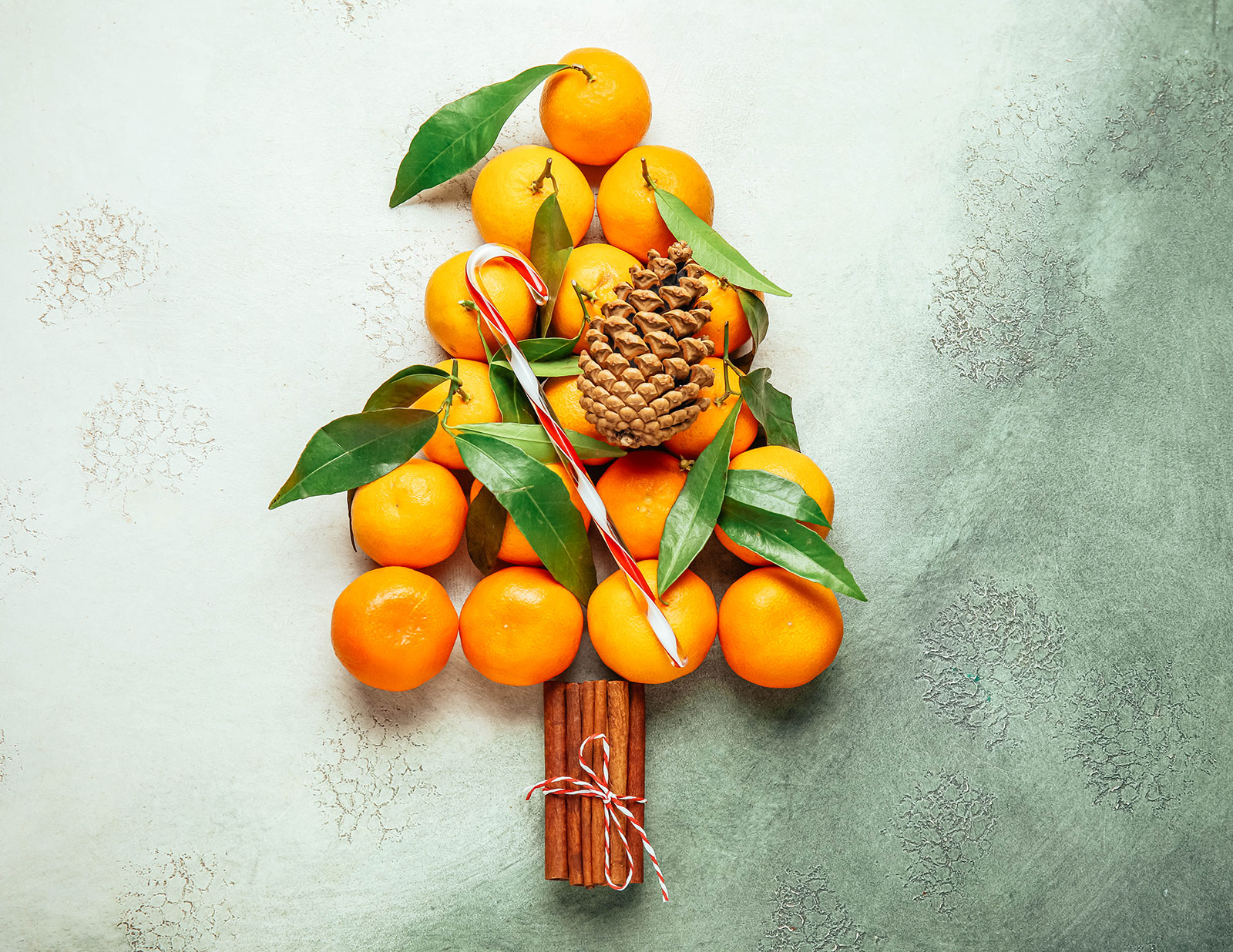 Cozy scents that make your home smell like Christmas