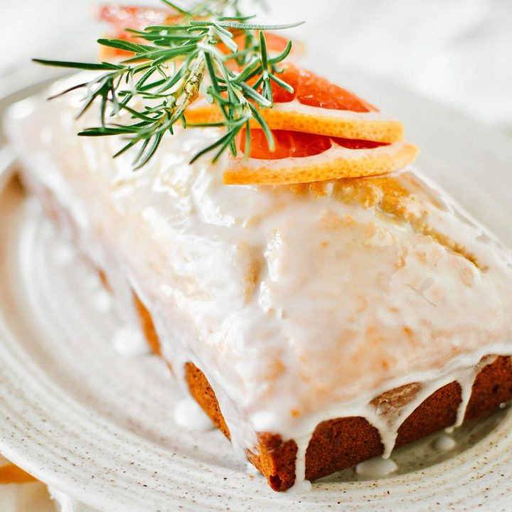 Grapefruit-rosemary bread